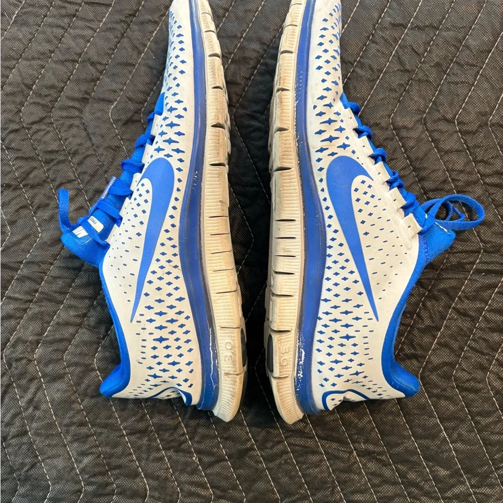Vintage Nike Free 3.0 Blue and Gray running athletic shoes